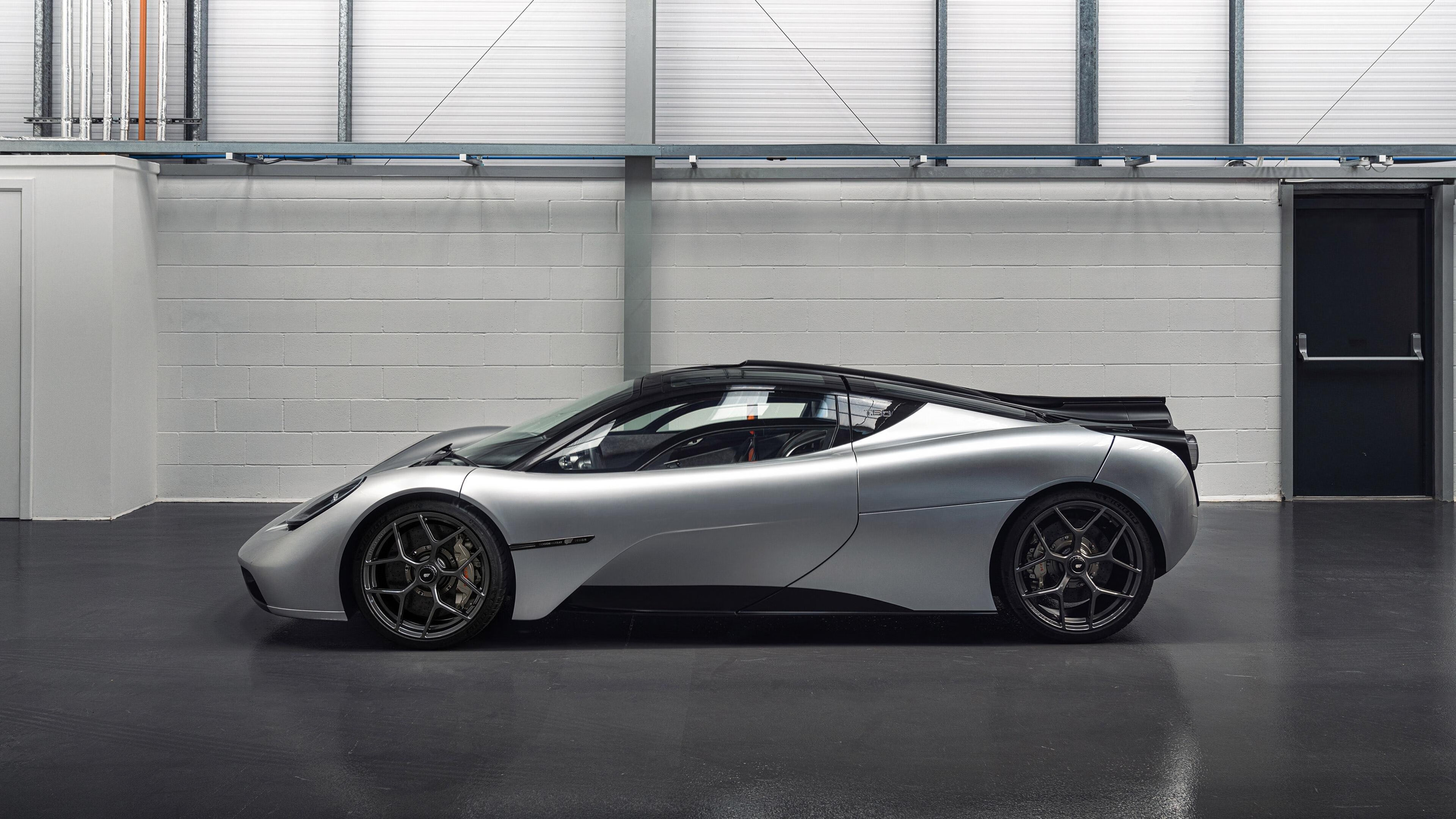 富勒姆客场对决伯恩茅斯,谁能笑到最后,富勒姆对伯明瀚