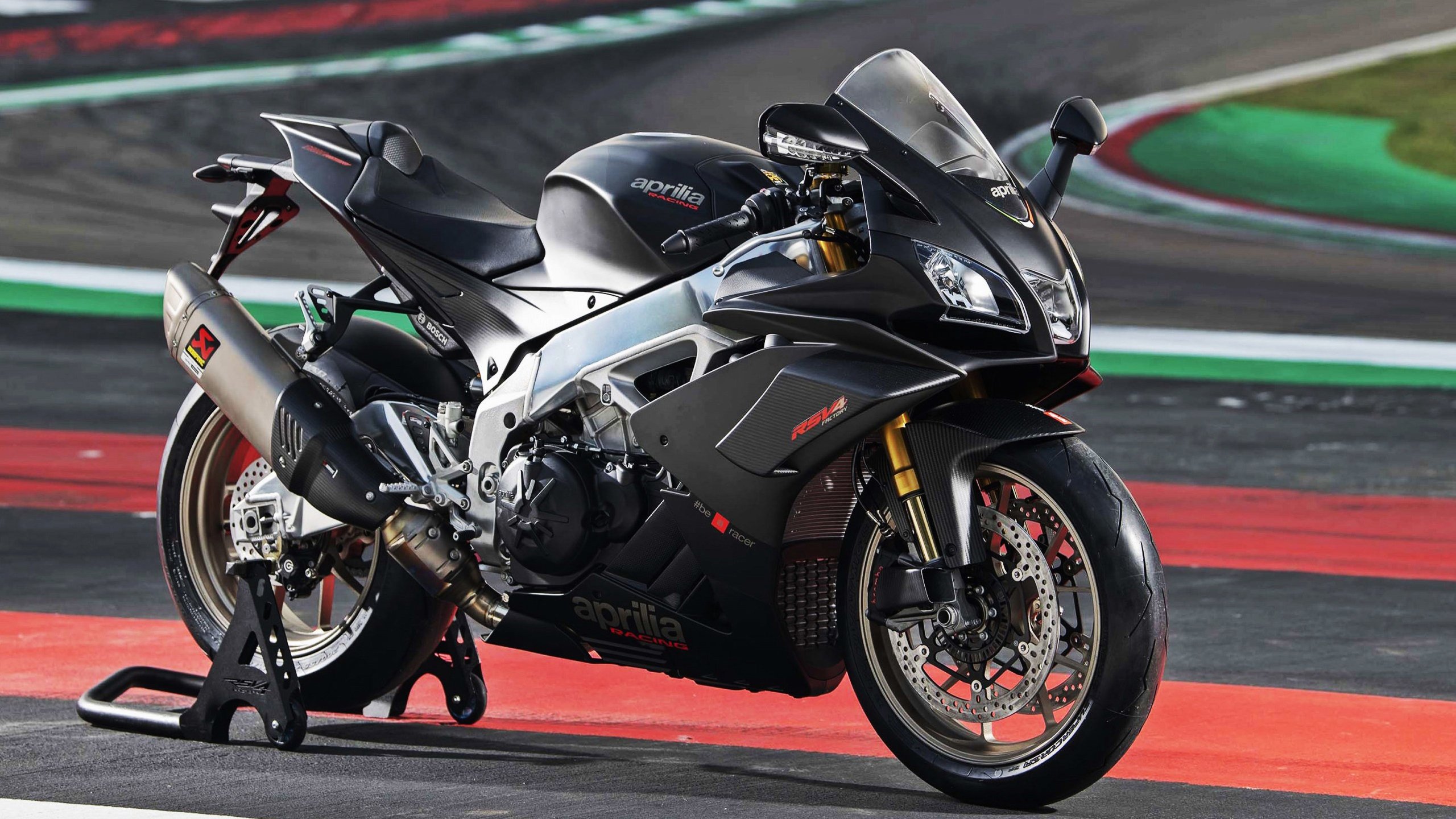 西班牙足球是否应改革青训系统,西班牙足球队如何